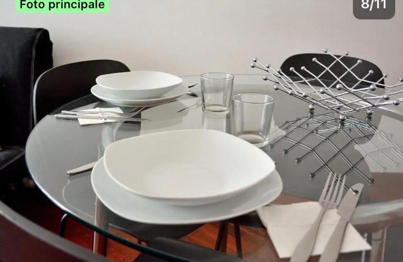 Bilocale In Piazza Duomo 4Pax Apartment Milan Bagian luar foto